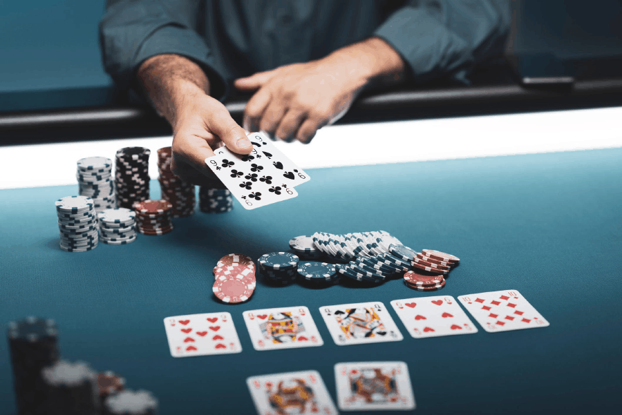 Những mẹo giúp bạn thắng lớn khi chơi Baccarat