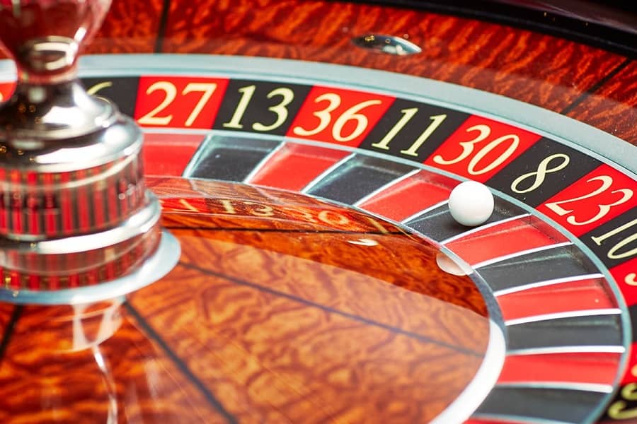 Luật chơi và kinh nghiệm chơi Roulette mà bạn nên biết